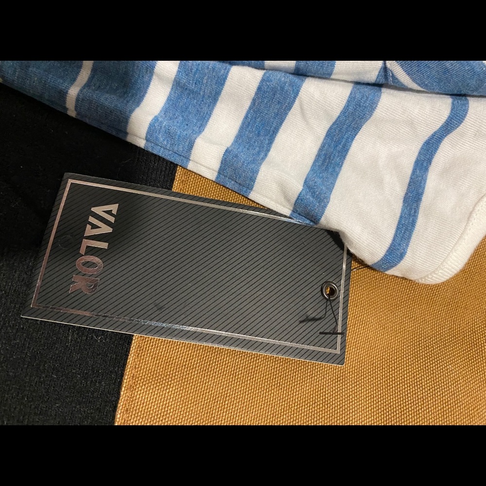 Valor Tank Top - Picture 4 of 4